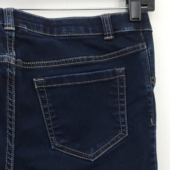 Liz Lange Maternity Dark Wash Denim Jeans Size 4-6 GREAT Condition - Picture 4 of 6